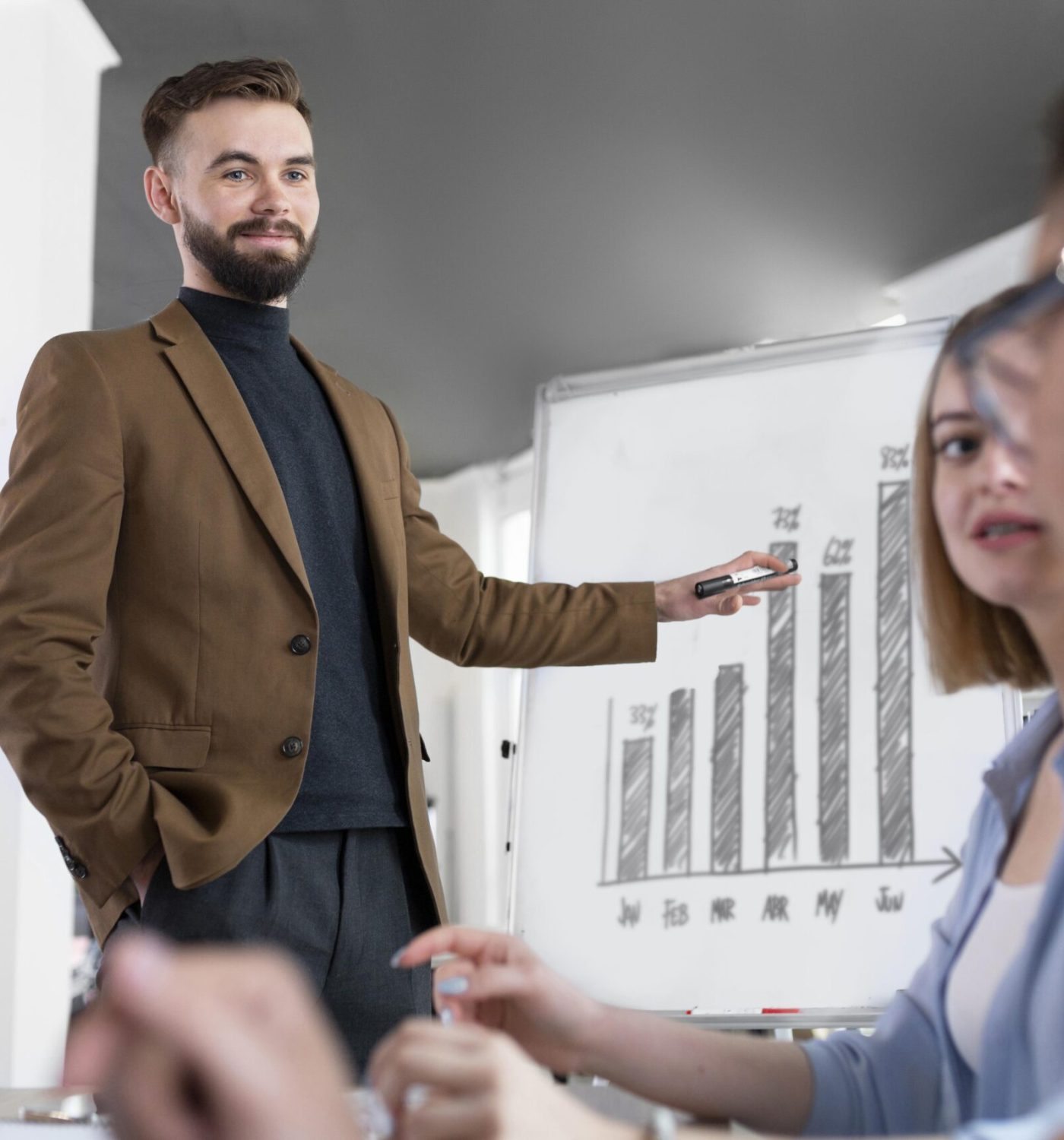 coworkers-having-work-meeting